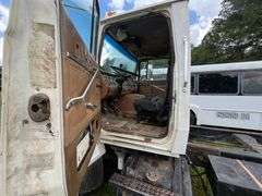 1997 Ford L9000 Truck - Driven to sale site