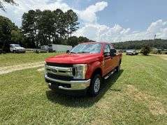 2017 Ford F-250 STX 4x4 Long Wheelbase King Cab Pickup - 243,996 miles showing, Cloth seats, Power windows, Fifth wheel