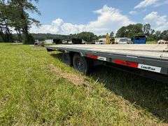 2024 LoneStar 40' x 8' Gooseneck Trailer - Chain box - Title applied for