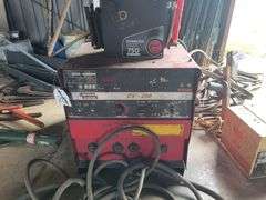 Lincoln Arc/MIG/TIG Welder