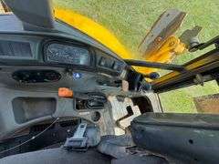 New Holland LB75B - Clam shell front bucket, Extend-a-hoe, 4 x 4, Cab, 5286 hrs, 36" back bucket