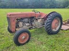 1962 MF Model 35 Tractor - Runs but need battery - Includes 5' bush hog - Description corrected based on serial number