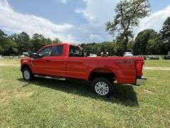 2017 Ford F-250 STX 4x4 Long Wheelbase King Cab Pickup - 243,996 miles showing, Cloth seats, Power windows, Fifth wheel