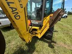 New Holland LB75B - Clam shell front bucket, Extend-a-hoe, 4 x 4, Cab, 5286 hrs, 36" back bucket