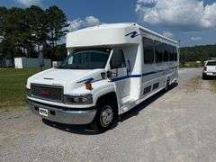 2006 GMC C5500 32 Passenger Center Aisle Bus - Diesel, Runs well, New batteries, Used exclusively for church transport, Showing 37,584 miles