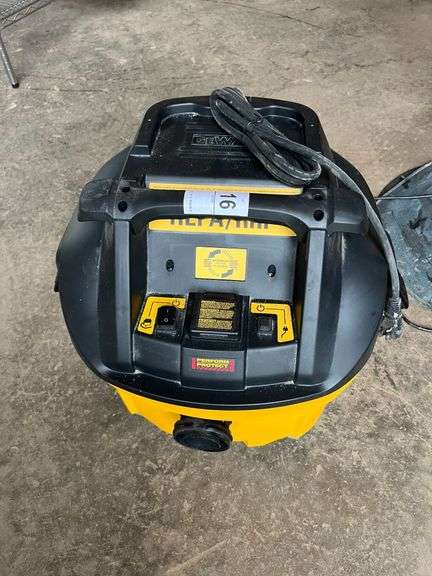 DeWalt Model DWV010 Heavy Duty Dust Extractor Vacuum - New image