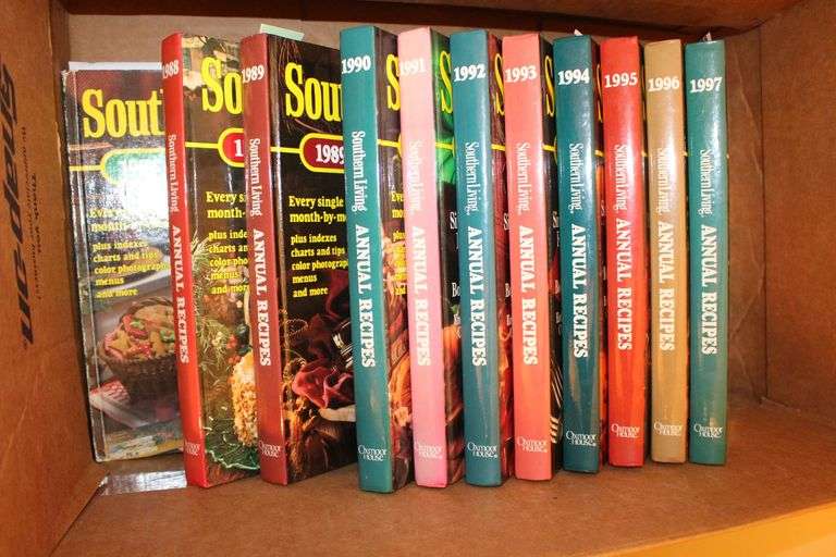1979 2006 Southern Living Cooking Books Barr Realty Auction Company 