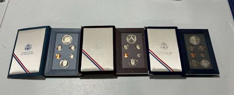 1988 and 1993 United States Mint Prestige Set, United States 1987 Prestige Set image