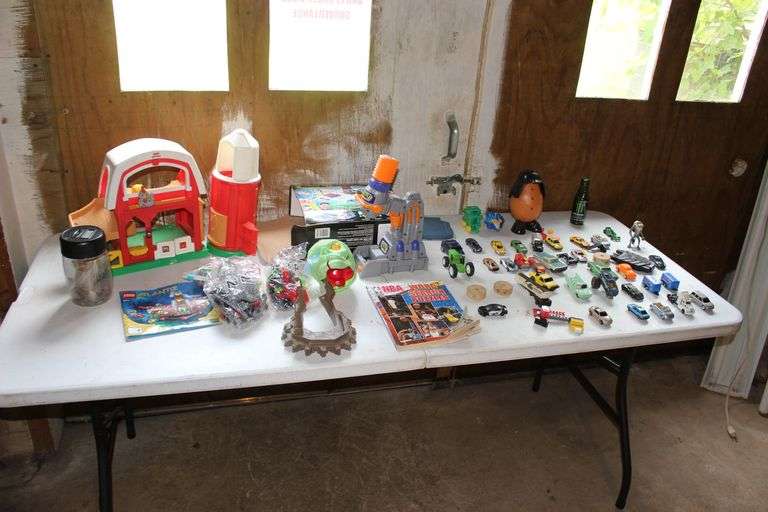 Fisher Price Toy Barn, Creepy Crawlers Bug Maker, Toy Cars, and Misc. image