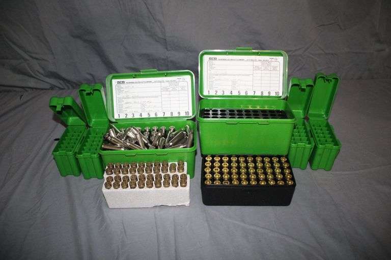 (4) Small Cartridge Cases, (2) Large Cartridge Cases, and Misc 22/250 Hulls image