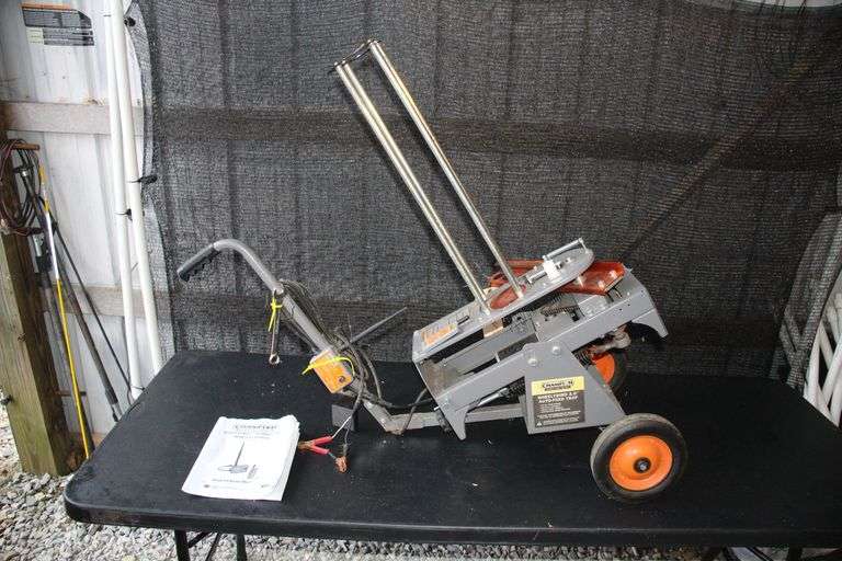Champion Wheelybird 2.0 Auto Feed Trap Thrower with Remote image