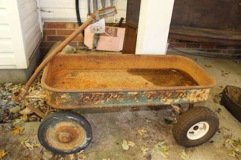 Radio Flyer Metal Wagon image