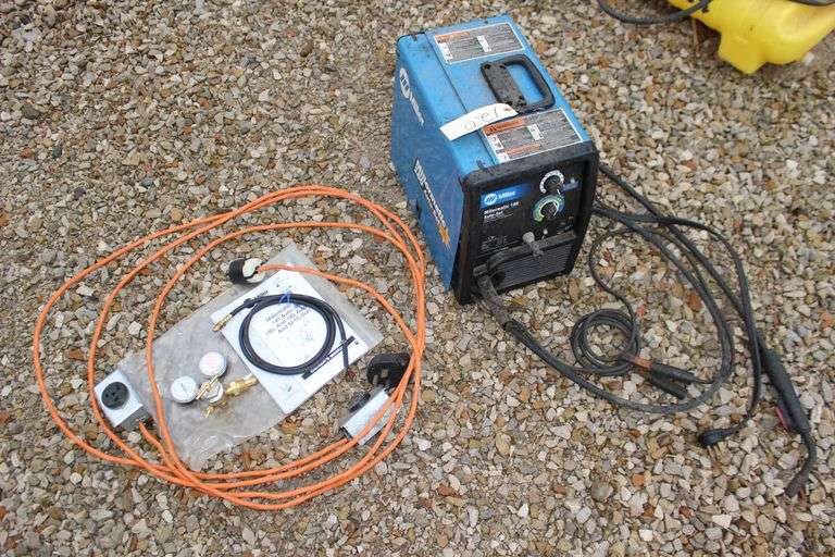 Miller Millermatic 180 Auto-Set 230V Wire Welder, Tank Gauge, Flux Core Wire, Manuals and Electrical Cords image