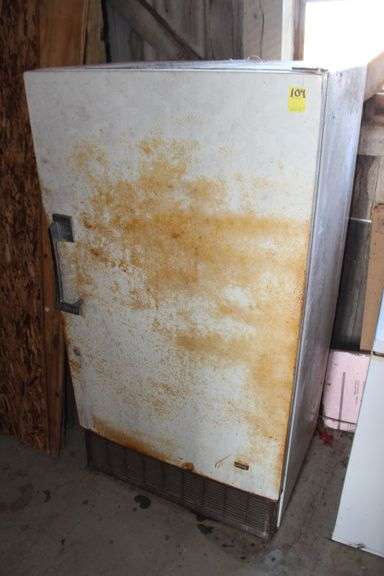 Whirlpool Upright Freezer image