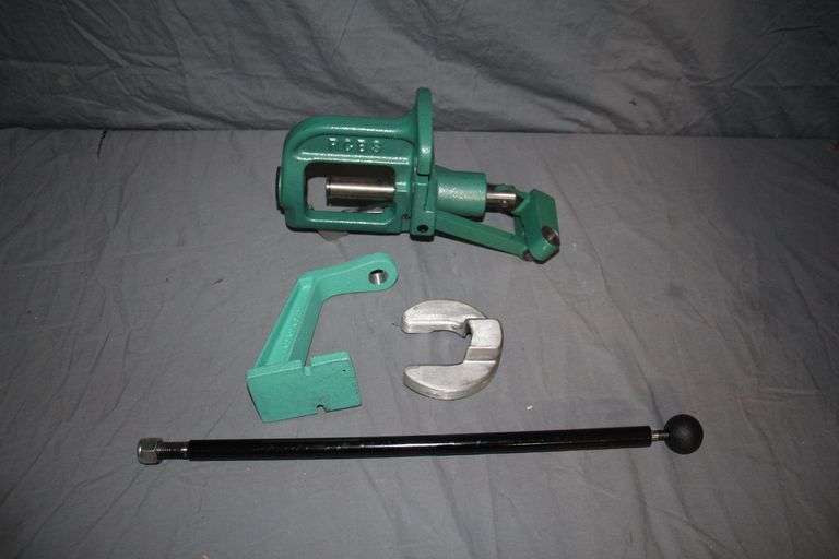 RCBS Rock Chucker Supreme Single Stage Reloading Press image