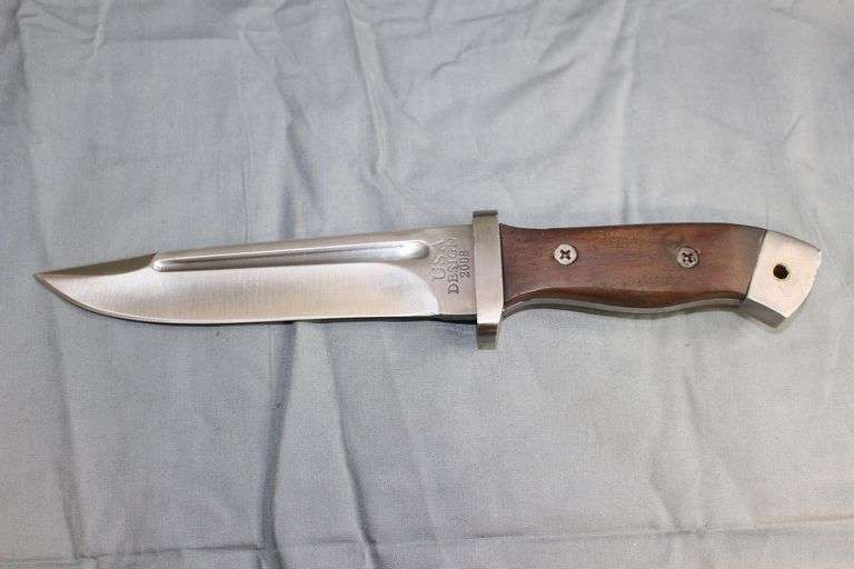 Buck USA Design 2008 Fixed Blade Knife with Sheath image