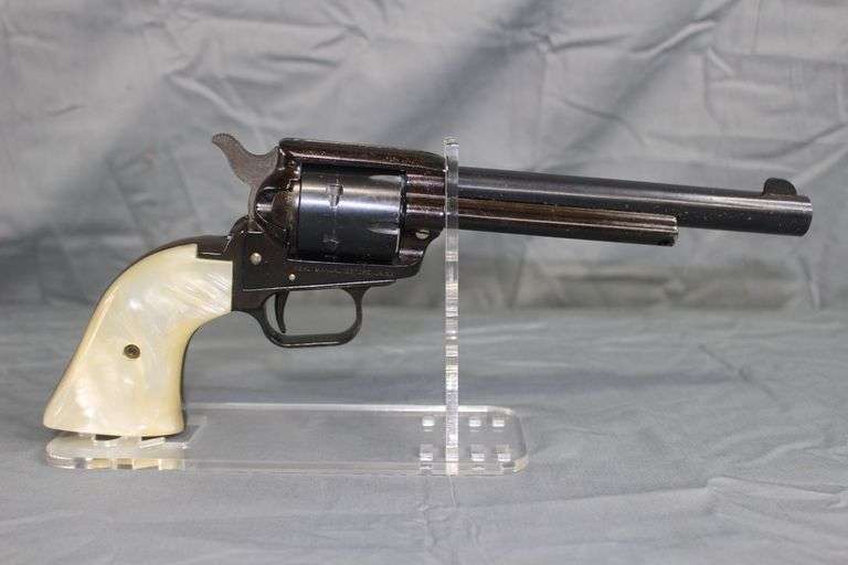 Heritage Rough Rider 22 Cal. L.R Revolver image