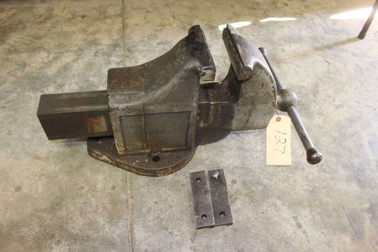 Starrett 926 6 Inch Vise image