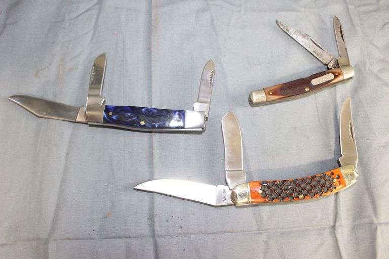 Chimney Rock Knives 2012 Kentucky Wildcats NCAA National Championship 3 Blade Pocket Knife, and Schrade Old Timer 33OT 2 Middleman Jack Blade Pocket Knife, Schrade 886OTBR 3 Blade Pocket Knife image