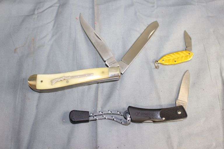 Schrade Lock Back Keychain Single Blade Knife, Fishing Lure Keychain Single Blade Knife, and Schrade Old Timer Kentucky Rifle 2 Blade Knife image