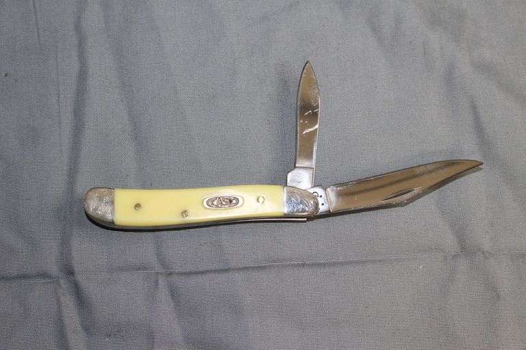 Case XX 3220 CV Yellow 2 Blade Peanut Pocket Knife image
