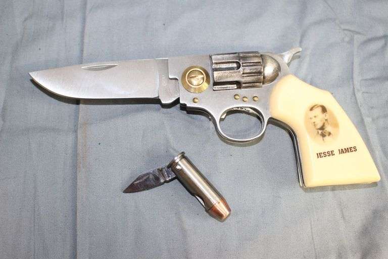 Legends of The West Jesse James Single Blade Pistol Stainless Knife and Single Blade Bullet Knife image