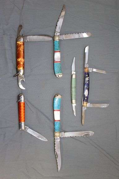 (2) Uncle Henry 2 Blade Multi Color Pocket Knives, UK 2000 Wins 4 Blade Pocket Knife, Single Blade Pocket Knife, Richlands 3 Blade Pocket Knife, and Frost 2 Blade Pocket Knife image