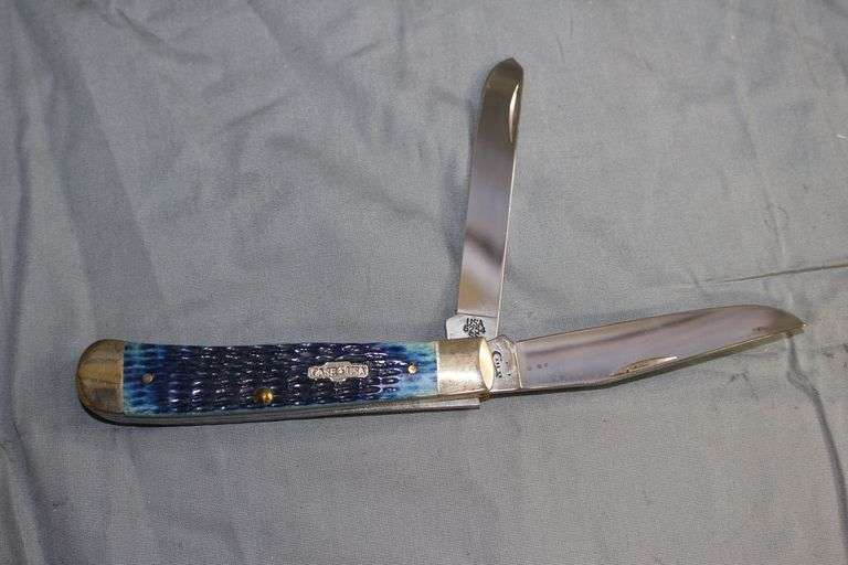 Case XX 6254 SS Blue 2 Blade Trapper Pocket Knife image