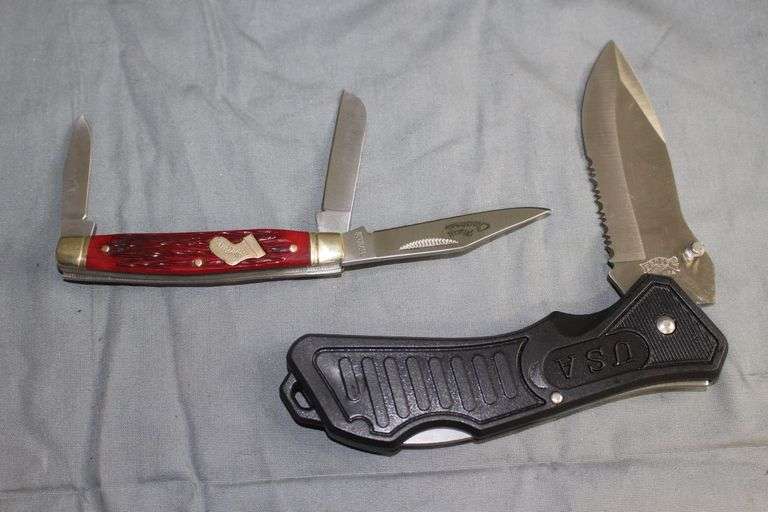 Schrade Merry Christmas 34RPBC 3 Blade Pocket Knife and Frost Buck Shot Tactical Single Blade Lock Back Pocket Knife image