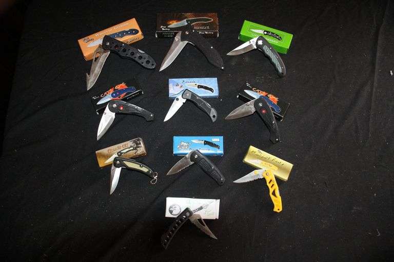(10) Pocket Knives image