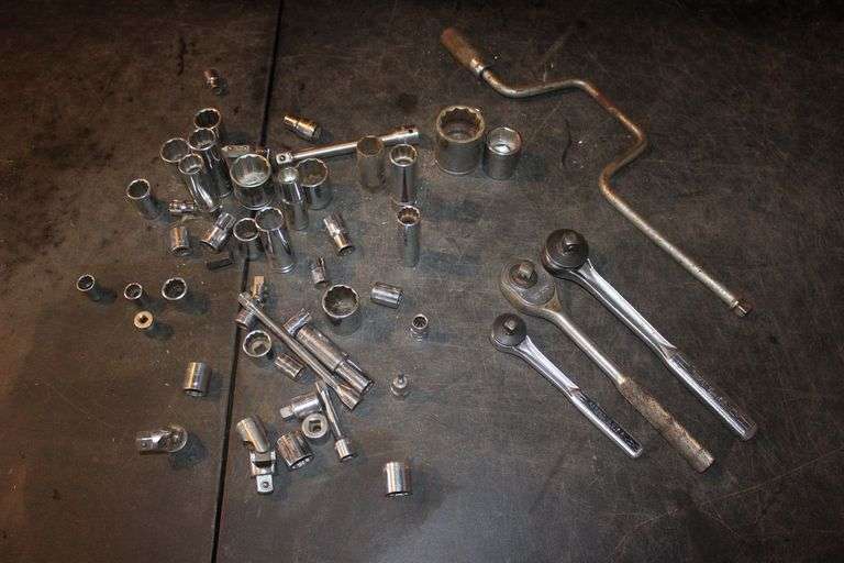 1/2 In. and 3/8 In. Drive Sockets, Ratchets, Extensions, and Speed Wrenches image