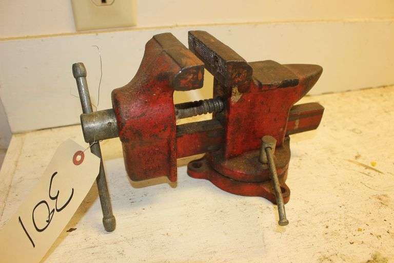 Vise For Workbench image