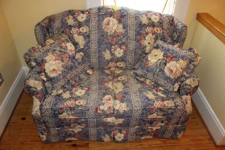 Floral Loveseat with Pillows image