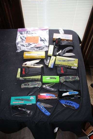 (10) Pocket Knives image