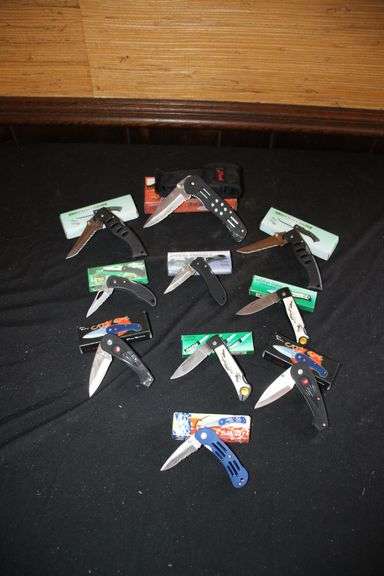 (10) Pocket Knives image