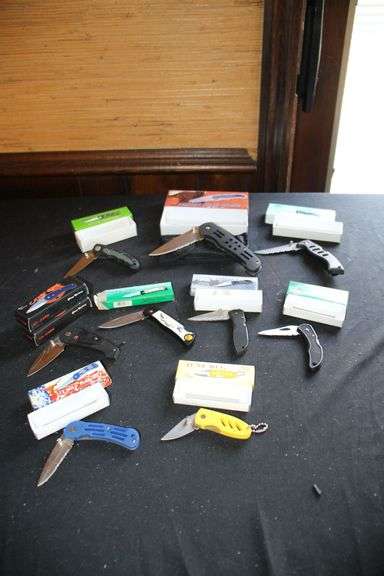 (10) Pocket Knives image
