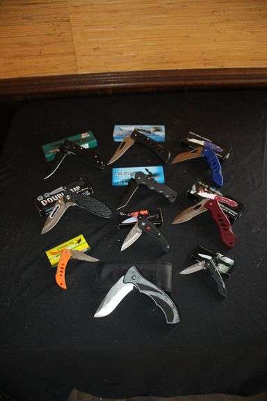 (10) Pocket Knives image