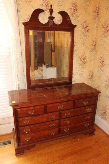Dresser with Mirror image