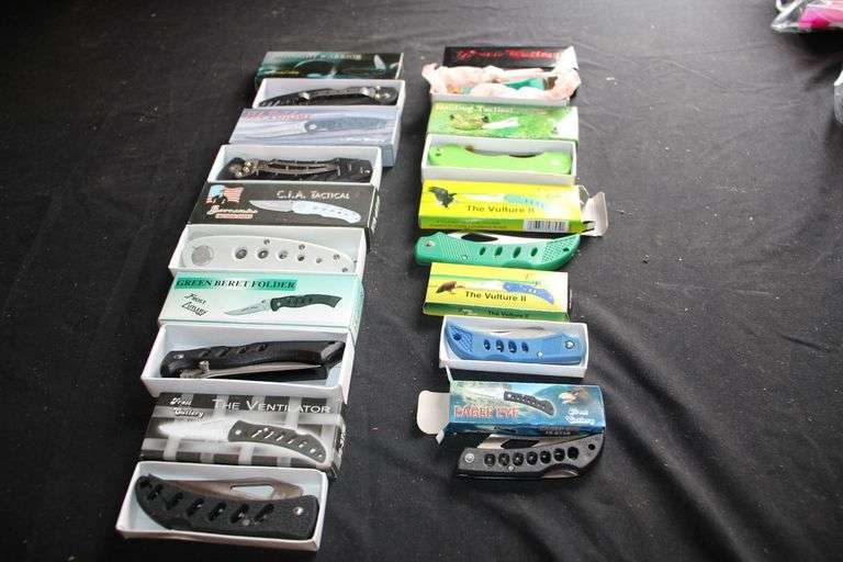 (10) Pocket Knives image