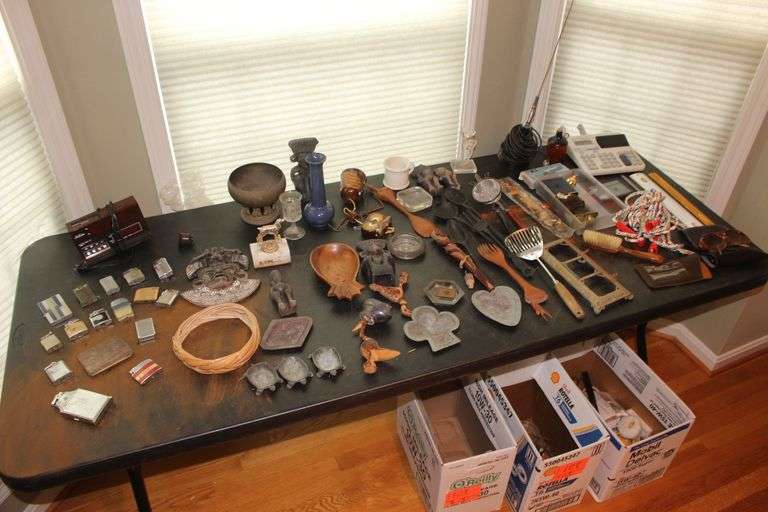 Calculator, Cab Antenna, Jump Rope, Utensils, Figurines, Clock, Lighters, and Misc. image
