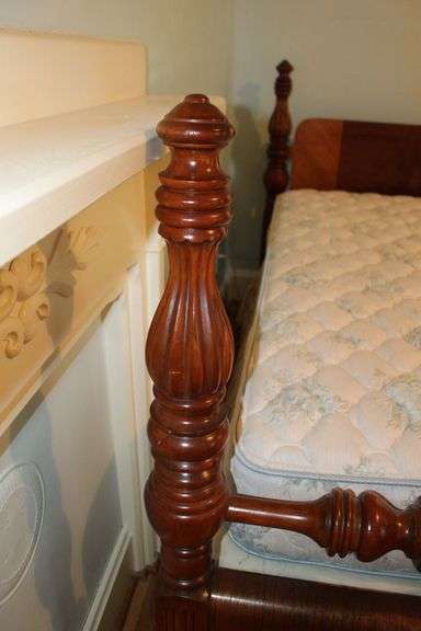 Full Size Bed