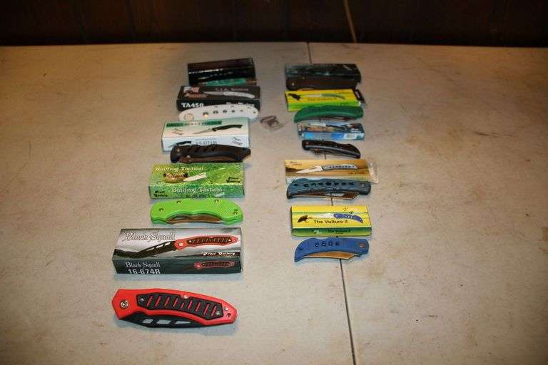 (10) Pocket Knives image