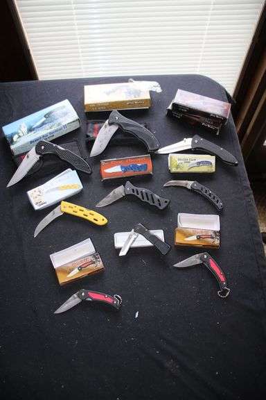 (9) Pocket Knives image