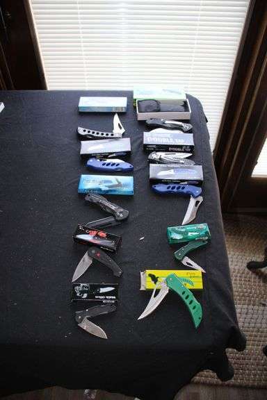 (10) Pocket Knives image