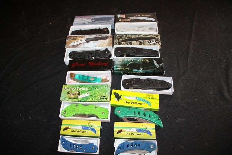 (10) Pocket Knives image