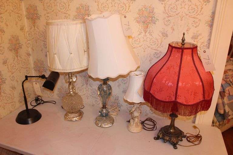 Desk Lamp and (5) Decorative Electric Lamps with Shades image