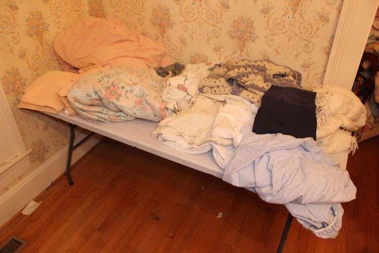 Misc. Blankets, Afghan, and Bed Sheets image