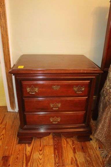 2-Drawer Night Stand image