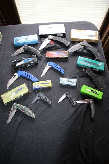 (10) Pocket Knives image