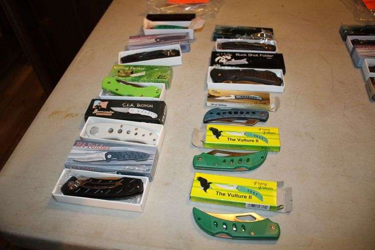 (10) Pocket Knives image